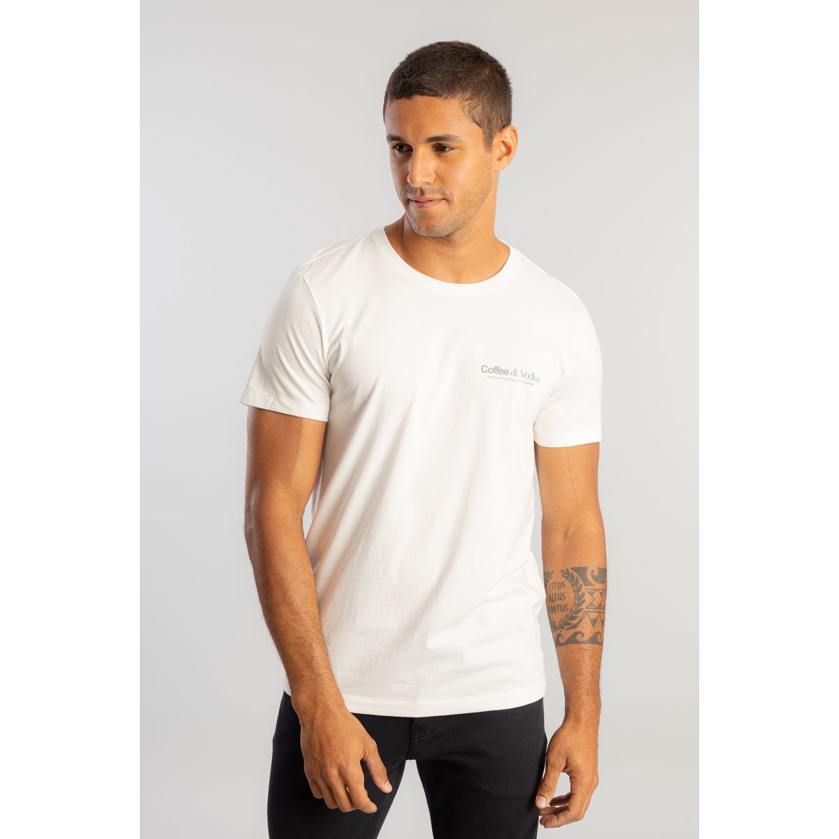 Camiseta Coffee & Vodka W26 Sergio K