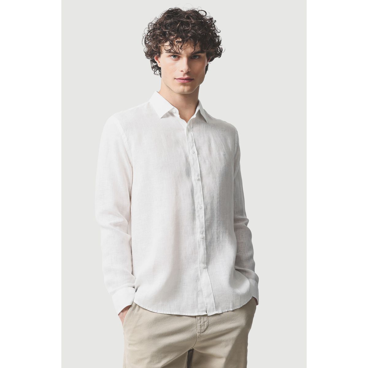 Camisa Manga Longa Slim em Linho Irlandês Aramis